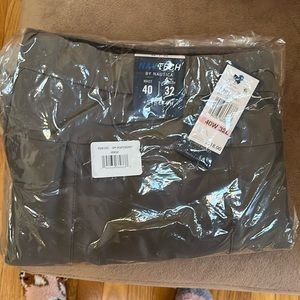 NWT  pewter gray 40 waist 32 length